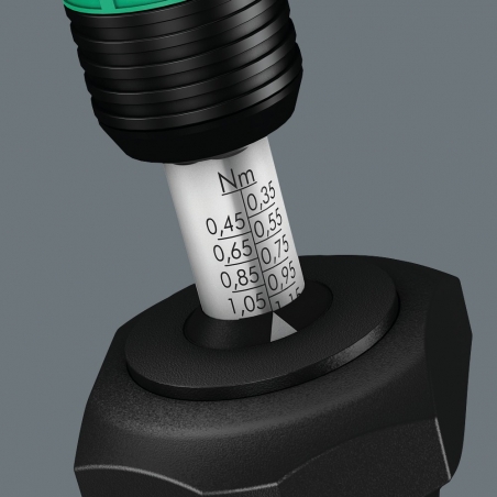 Serie 7400 Kraftform Pistoolgreep instelbare momentschroevendraaier (3,0 - 6.0 Nm) met Rapidaptor snelwisselhouder Serie 7400 Kraftform Pistoolgreep instelbare momentschroevendraaier (3,0 - 6.0 Nm) met Rapidaptor snelwisselhouder